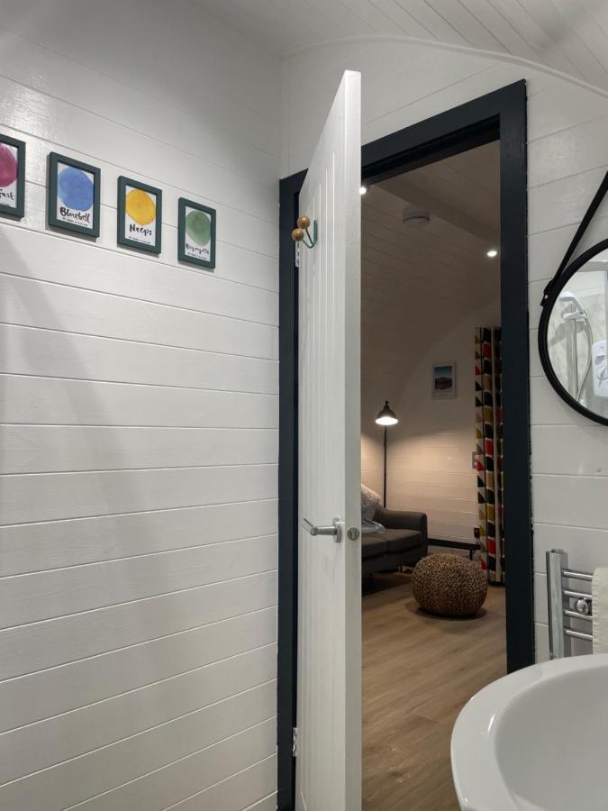 פורט ויליאם Apex Studio Pod & Jacuzzi Bath מראה חיצוני תמונה